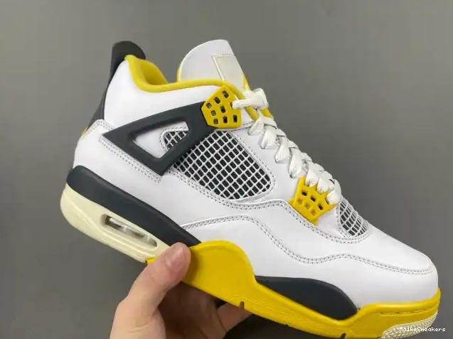 MaikeSneakers AQ9129-101 WNNS Jordan Sulfur Air Vivid 4 0620
